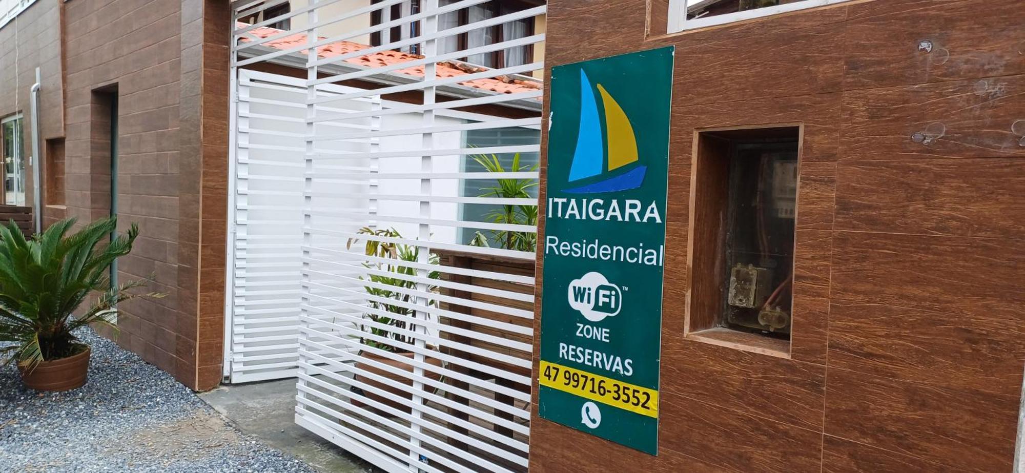 Suítes Itaigara a 80 metros da praia do Mariscal Bombinhas Exterior foto